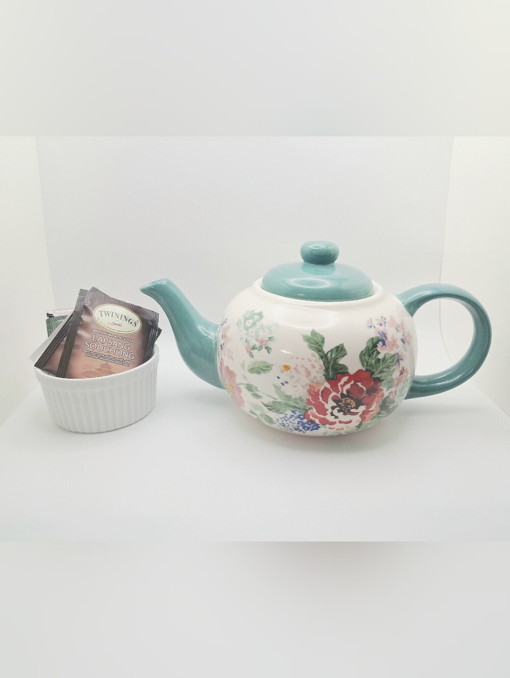 Pioneer Woman Country Garden Floral Ceramic Teapot & Ramakin with Assorted Tea